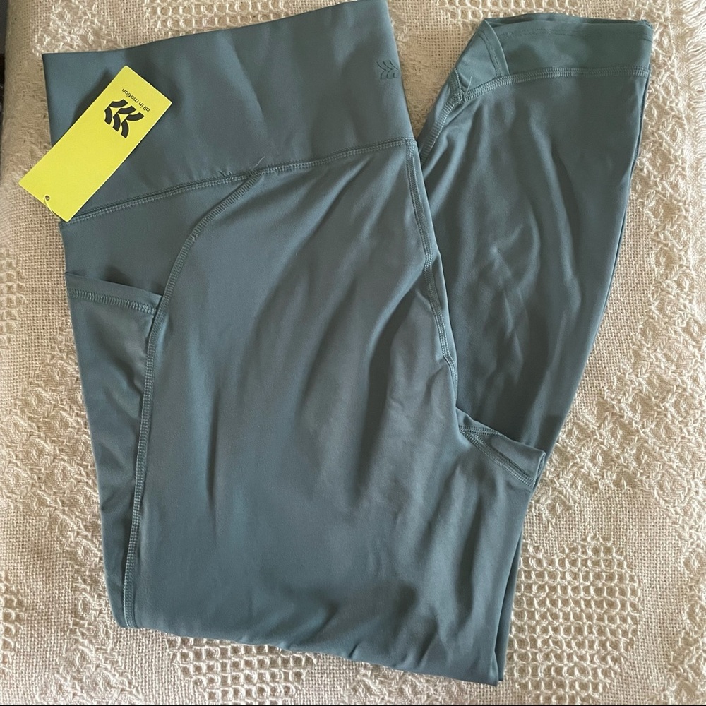 NEW CONTOUR LEGGINGS PLUS SIZE